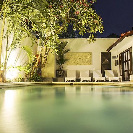 Villa Gardenia Seminyak Buitenkant foto